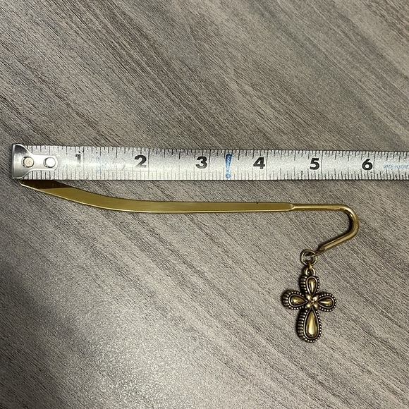 Purse hook goldtone cross - Picture 3 of 4